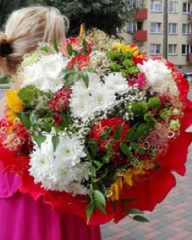kompozycje kwiatowe